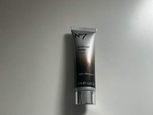 No7 airbrush away - away, primer
